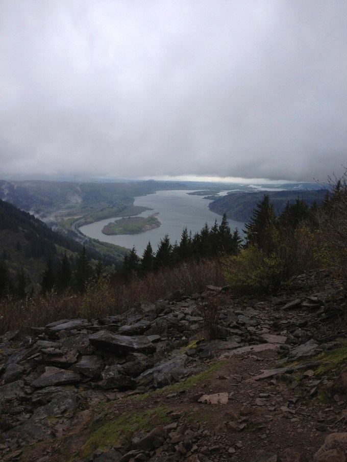 Angel's Rest Hike in the Rain